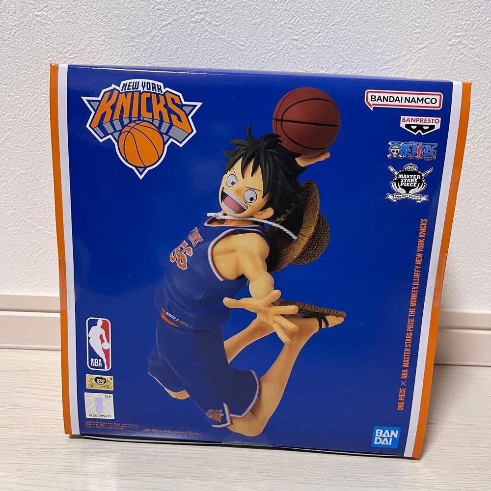 ONE PIECE × NBA MASTER STARS Monkey D. Luffy Knicks Official Figure Limited Blue