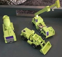 Constructicons (Mixmaster, Scavenger, and Hook) from the original TransformerG1