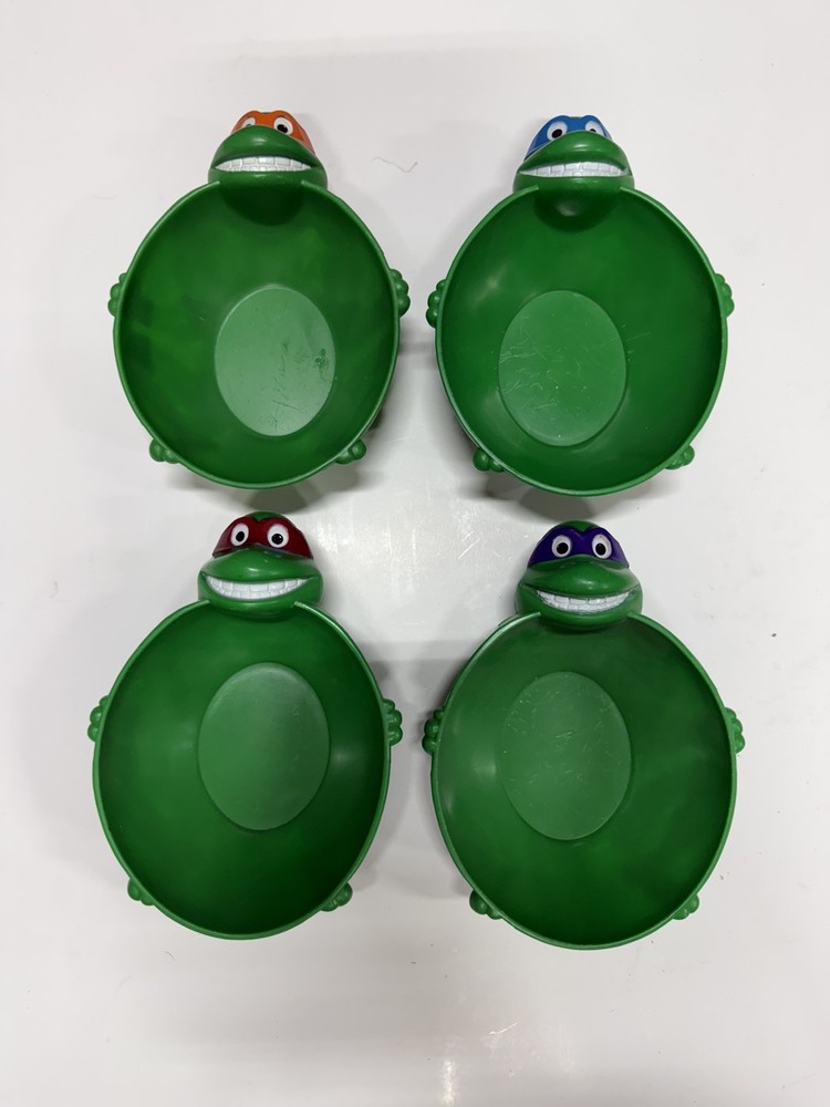 Set of 4 TMNT CEREAL BOWLS Teenage Mutant Ninja Turtles VINTAGE 1990 (READ DESC)
