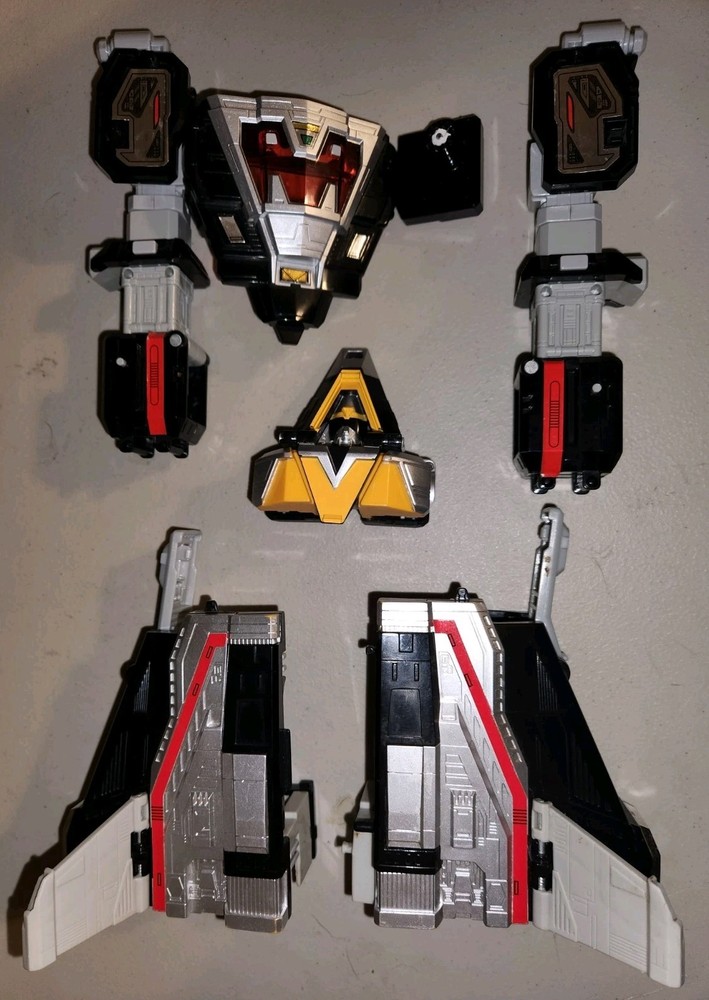 Power Rangers In Space Megaranger DX Delta Mega Megazord Bandai Parts Lot Pieces