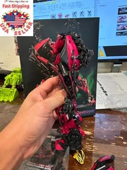 New BOX Unique Toys UT R-09 Red Destroyer AUTOBOT TRANSFORMER MOVIE ALLOY 9″ USA