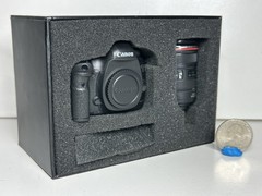 Canon Miniature Camera EOS 5D Mark III EF24-105mm F4L IS USM 8GB USB Flash Drive