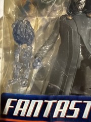 ToyBiz Fantastic Four Dr. Doom Electric Power Action Figure Light Up w/ Bolt