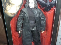 THE CROW REEL TOYS 2002 BRANDON LEE 12 INCH FIGURE WITH SOUND OPENED complete