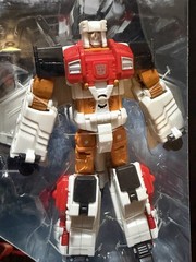 Transformers Generations Combiner Wars Voyager Silverbolt Figure – Damaged Box