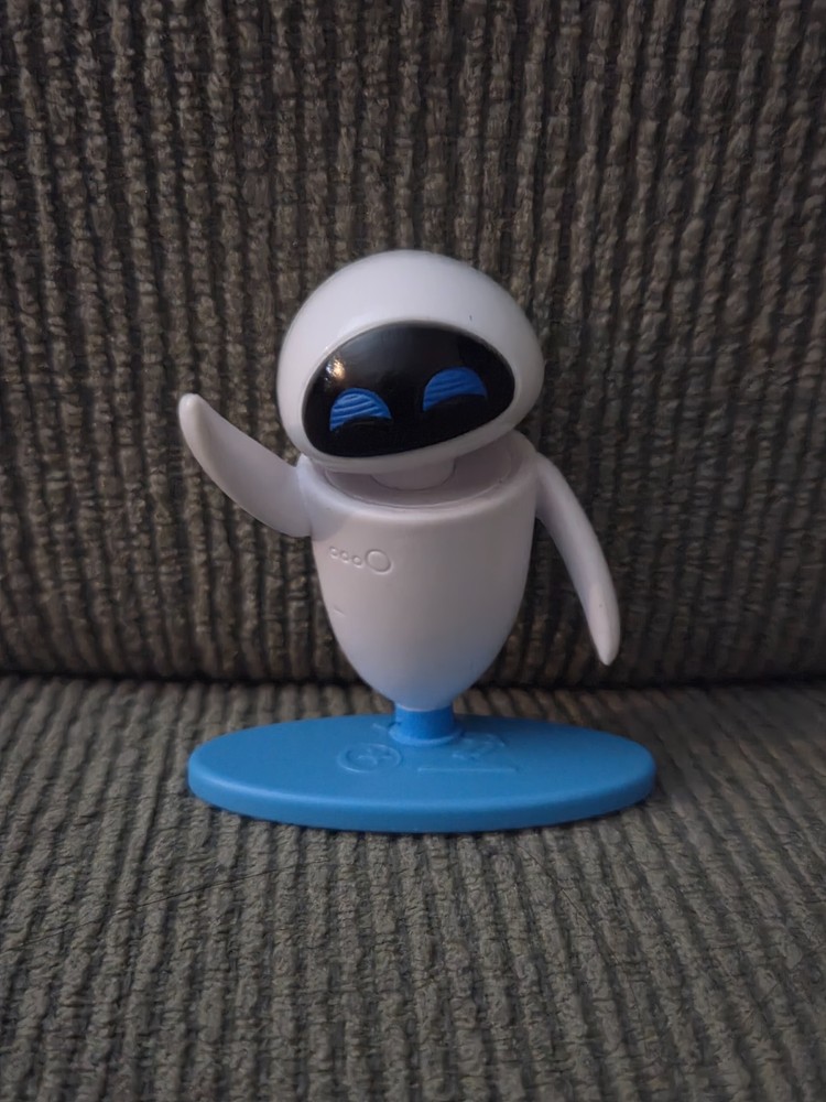 2020 Disney Pixar WALL-E EVE Mini Figurine Cake Topper 2”