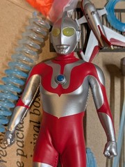 Mezco Toyz One:12 Collective Ultraman (Missing Buildings)