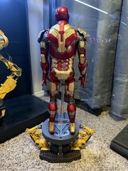 Hot Toys Iron Man Mark XLII (Deluxe Version) 1/4 Scale Figure Reissue QS008
