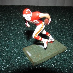 McFarlane 2004 Tony Gonzalez Kansas City Chiefs 3″ Figure (open/loose)