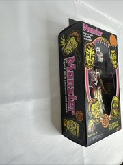 Brand New Ben Cooper Vampire Girl Monster Glow In The Dark Figure NECA 5.5″