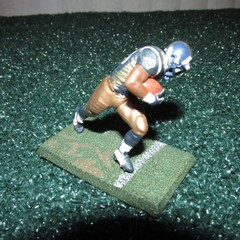 McFarlane 2004 Marshall Faulk NFL St. Louis Rams 3″ Figure (open/loose)
