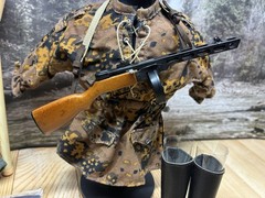 DID/UJINDOU GERMAN WW2 1/6 LAH DIVISION PPSH 41 SUB MACHINE GUNNNER UNIFORM SET