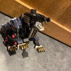 Vintage 2002 Zoids Black Liger Zero Action Figure Robot Lion Tiger
