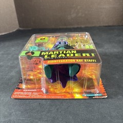 MARTIAN LEADER MARS ATTACKS ACTION FIGURE VINTAGE TRENDMASTERS NEW SCI-FI 1996