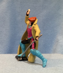 GAMBIT – PVC Figure Marvel Disney 1995 Applause * Holding Staff Weapon And Cards
