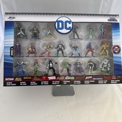 NEW-DC COMICS JADA TOYS NANO METAL FIGS DIE CAST FIGURINES 20 PACK