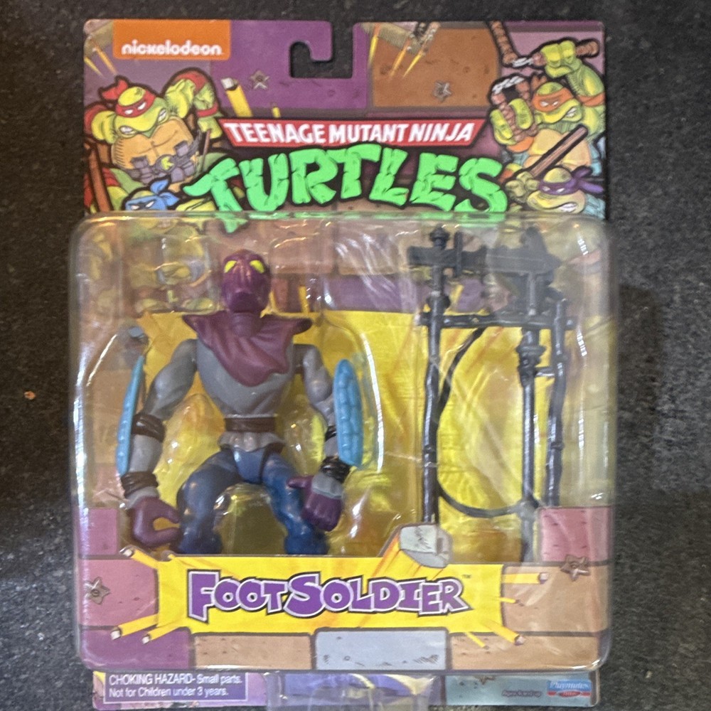 Playmates Toys TMNT Classic Collection Foot Soldier Action Figure w/ Weapons