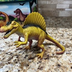 JARU DINOSAUR LOT OF 8 PLUS BONUS CARRY CASE & 5 EXTRA DINOS FREE SHIPPING