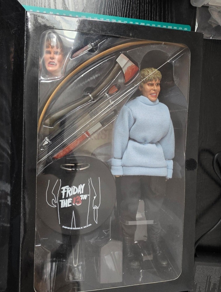 EXCLUSIVE Sideshow Friday The 13th Part 1 Pamela Voorhees 1/6 Figure