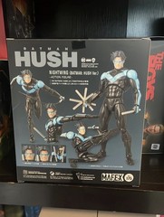 Medicom Toy MAFEX No.175 Nightwing Batman Hush Action Figure Ages 15+