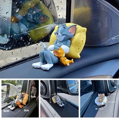 Tom & Jerry Cartoon Figurines Cute Cat Mouse Desk Ornament Toy Decoration car