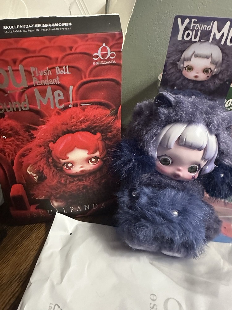 Skullpanda You Found Me Series – Cerberus – New Open Box- With Card Box & bag
