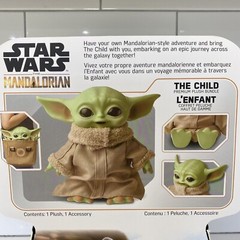 STAR WARS MANDALORIAN THE CHILD BABY YODA 11″ TALKING PLUSH IN SATCHEL, Grogu..