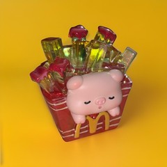 M Cute! Greedy Piglet Blind Confirmed Light Up French Fries Piglet Figure
