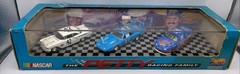 The Petty Racing Family 3 Car Set 19021 HOT WHEELS Collectibles Mattel NEW #2
