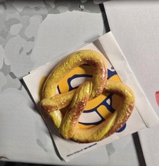 🔥 HUGE SALE Mini Brands Fast Food Takeout Series 🍔🍟✨ Rare + Collectible ZURU