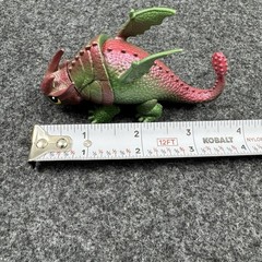 DreamWorks Dragons Defenders Of Berk Skull Crusher Rumblehorn Figure 2013