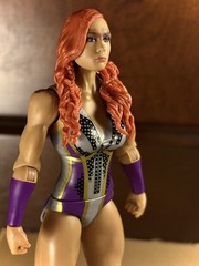 Mattel WWE Series 109 “BIG TIME” BECKY LYNCH Wrestler Summer Slam Figure THE MAN
