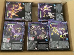 Lot Of 5 Transformers Toys Legacy United Kingdom MIB Kickback Buzzsaw Skullgrin