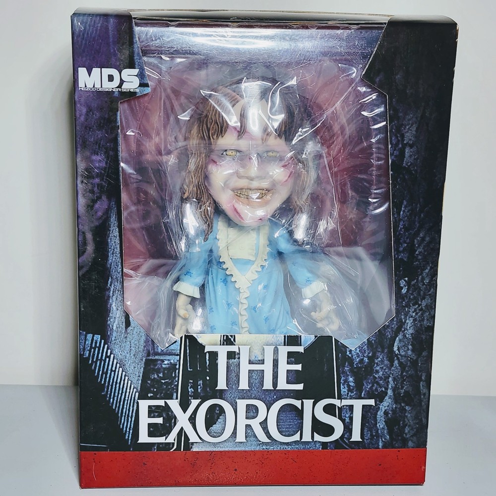 Mezco Toys: The Exorcist – Regan Stylized MDS Mezco Design Series 6″ 2018 Figure