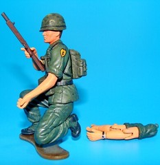 1:18 Ultimate Soldier Vietnam War U.S Army Infantry M-79 Operator Platoon Figure