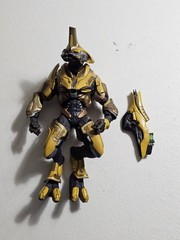 MCFARLANE HALO REACH SERIES 4 ELITE GENERAL GOLD/YELLOW