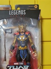 Marvel Legends Series Thor: Love and Thunder Thor 6″
