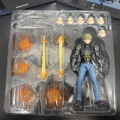 Kaiyodo Revoltech Amazing Yamaguchi One Punch Man Genos Action Figure Model Toys