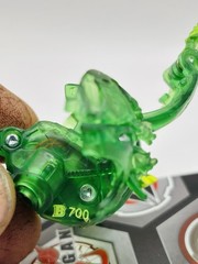 Bakugan Legends Ventus Nova Nillious Green Light-Up B700 + Cards & Bakucores
