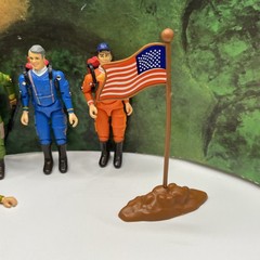 Vintage 1983 Galoob A-Team 3¾” Action Figure Headquarters Set w/ accessories