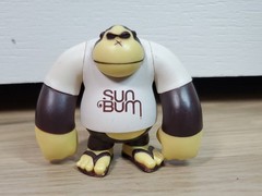 Sun Bum Sunny Gorilla Monkey Figure Poseable Arms Feet PE-ZC-22D 3″ Advertising