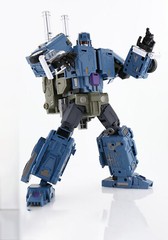 Brand New Warbotron UT M-03 Kalecgos Onslaught Figure In Stoct