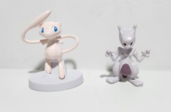 Tomy Mew & Mewtwo Officially Licensed Pokemon Toy Action Figure Set New