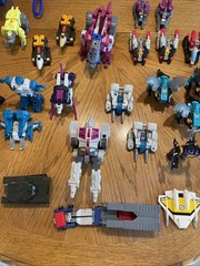 G1 Transformers Lot/ Loose/ 35 Bots/ Conditions AS-IS/