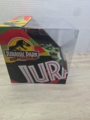 Jurassic Park 30Th Anniversary Jurassic Gate Diorama W/Two 1.65″ Die-Cast Cars
