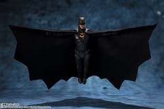 Bandai S.H.Figuarts DC Comics The Flash (2023) Batman 6-Inch Action Figure