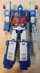 Magic Square – MS-B04 Transporter – Ultra Magnus 1.0 Transformers Free Shipping
