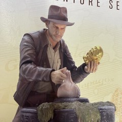 Indiana Jones Adventure Series (Temple Escape) Disney 6” Action Figure F6057