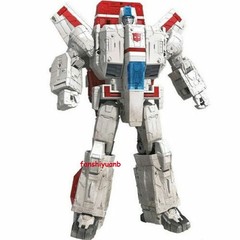 Takara SIEGE War for Cybertron Commander Jetfire WFC-S28 Leader Figure Model