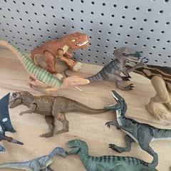 Jurassic World Dinosaurs LOT OF 15 TOTAL DINOS 3 FIGURES See photos
